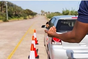 倒車時怎么判斷距離？老司機(jī)教你幾招