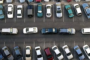 春運(yùn)夜間，網(wǎng)約車可在北京西站免費(fèi)停車