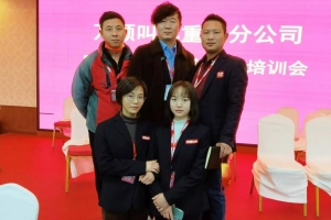 從辦公室文職到萬(wàn)順叫車，重慶辣妹子的自由與自在